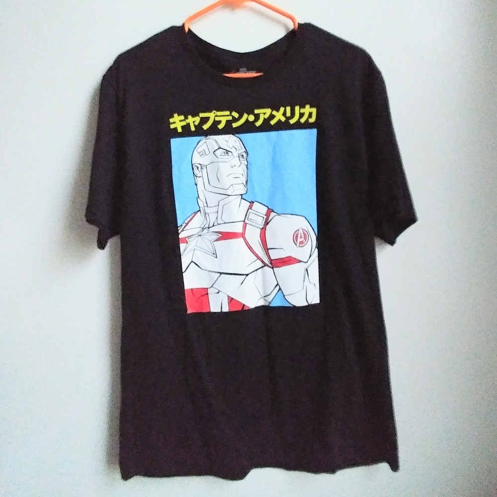 Captain America Avengers Japanese T-Shirt, M